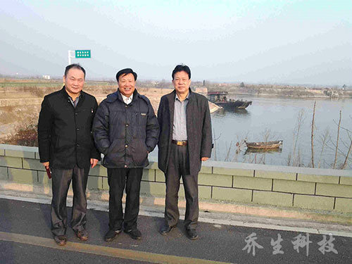 到合肥市與省發(fā)改委王精華主任、肖總考察巢湖水系