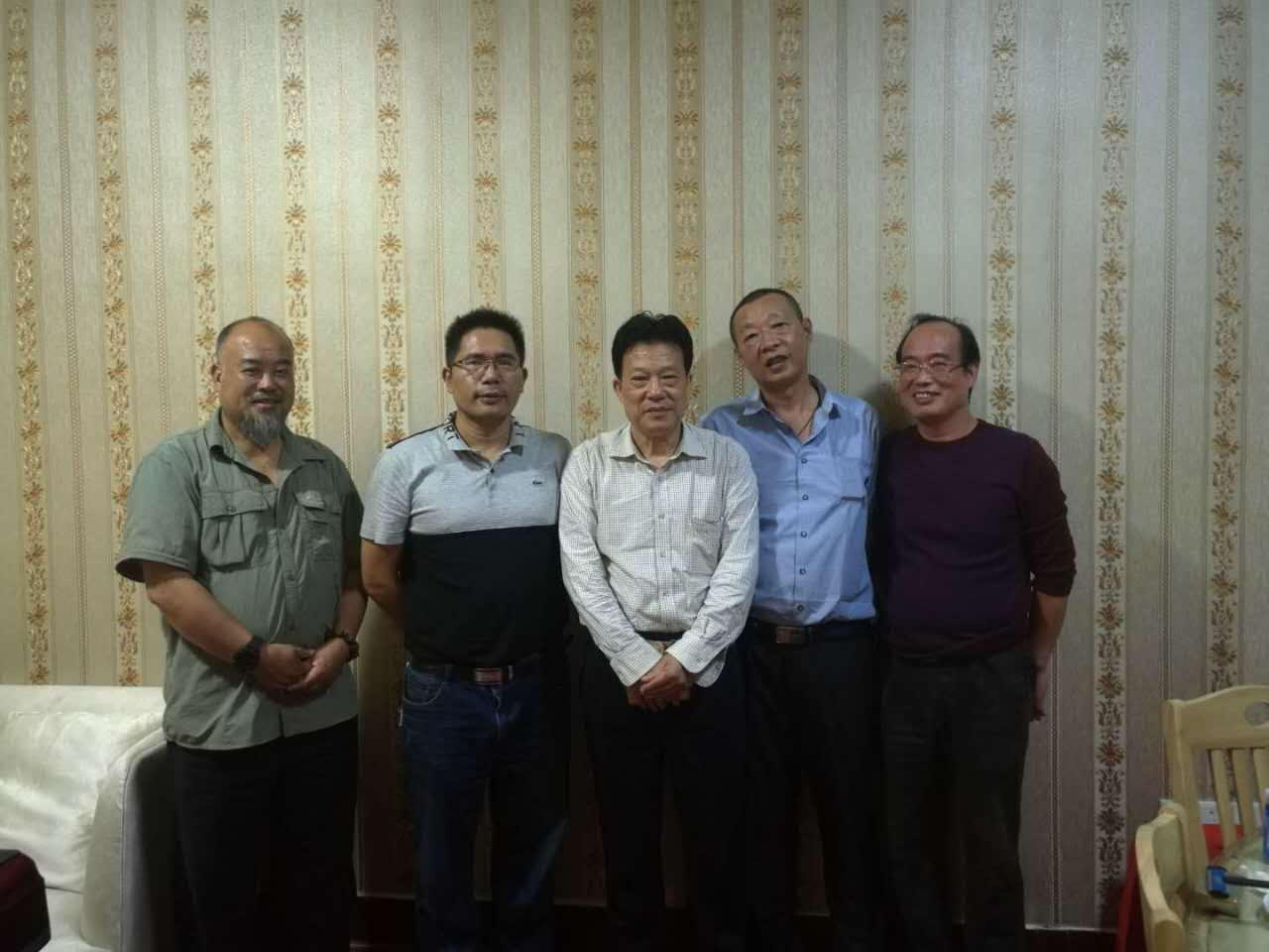 湖南喬生科技有限公司,污染水體還原,鵝特色產業(yè)化,高新技術研發(fā),新能源產品銷售,科技信息咨詢服務 湖南喬生科技有限公司,污染水體還原,鵝特色產業(yè)化,高新技術研發(fā),新能源產品銷售,科技信息咨詢服務